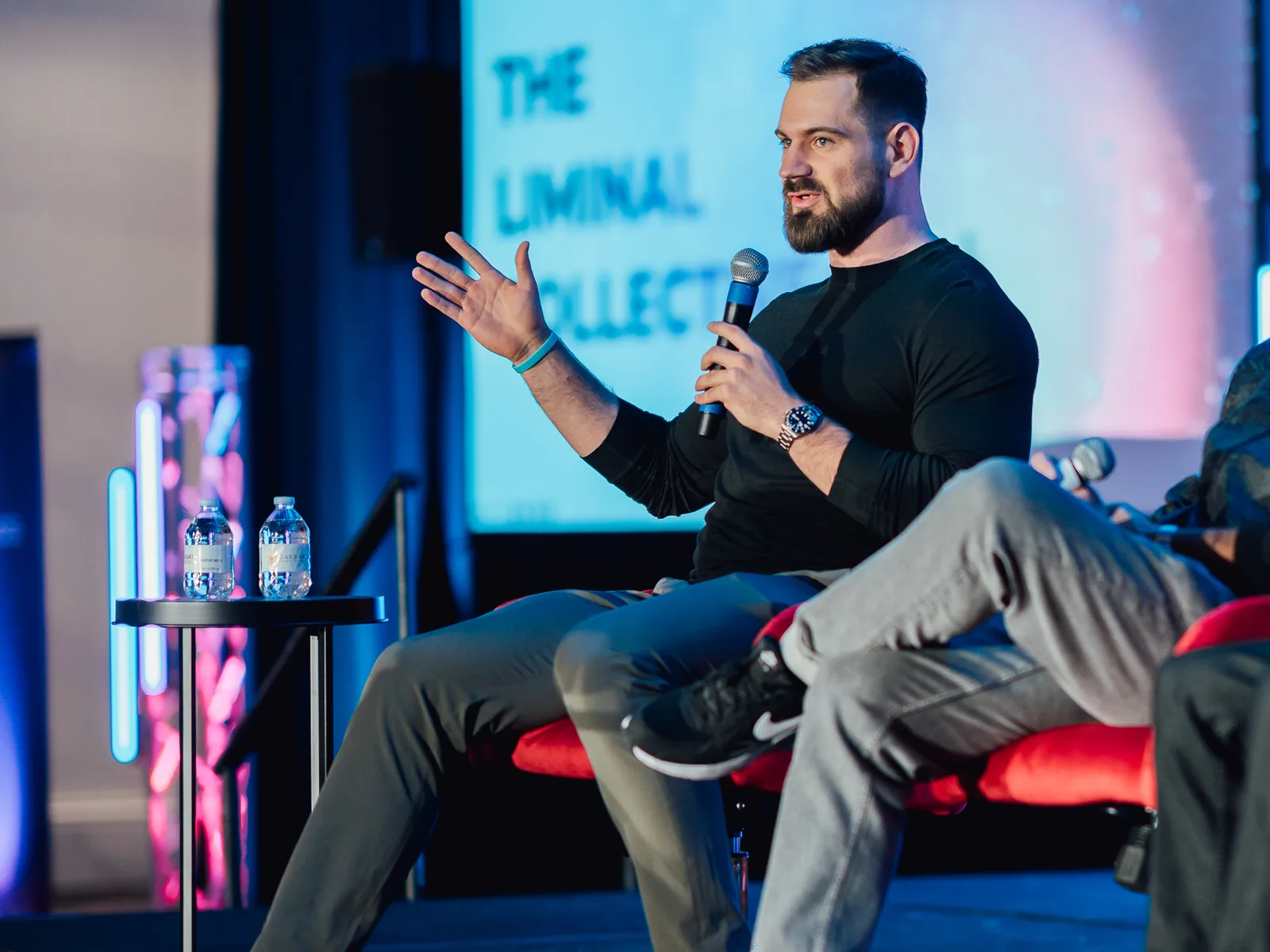 Jens Heitmann speaking on a conference panel